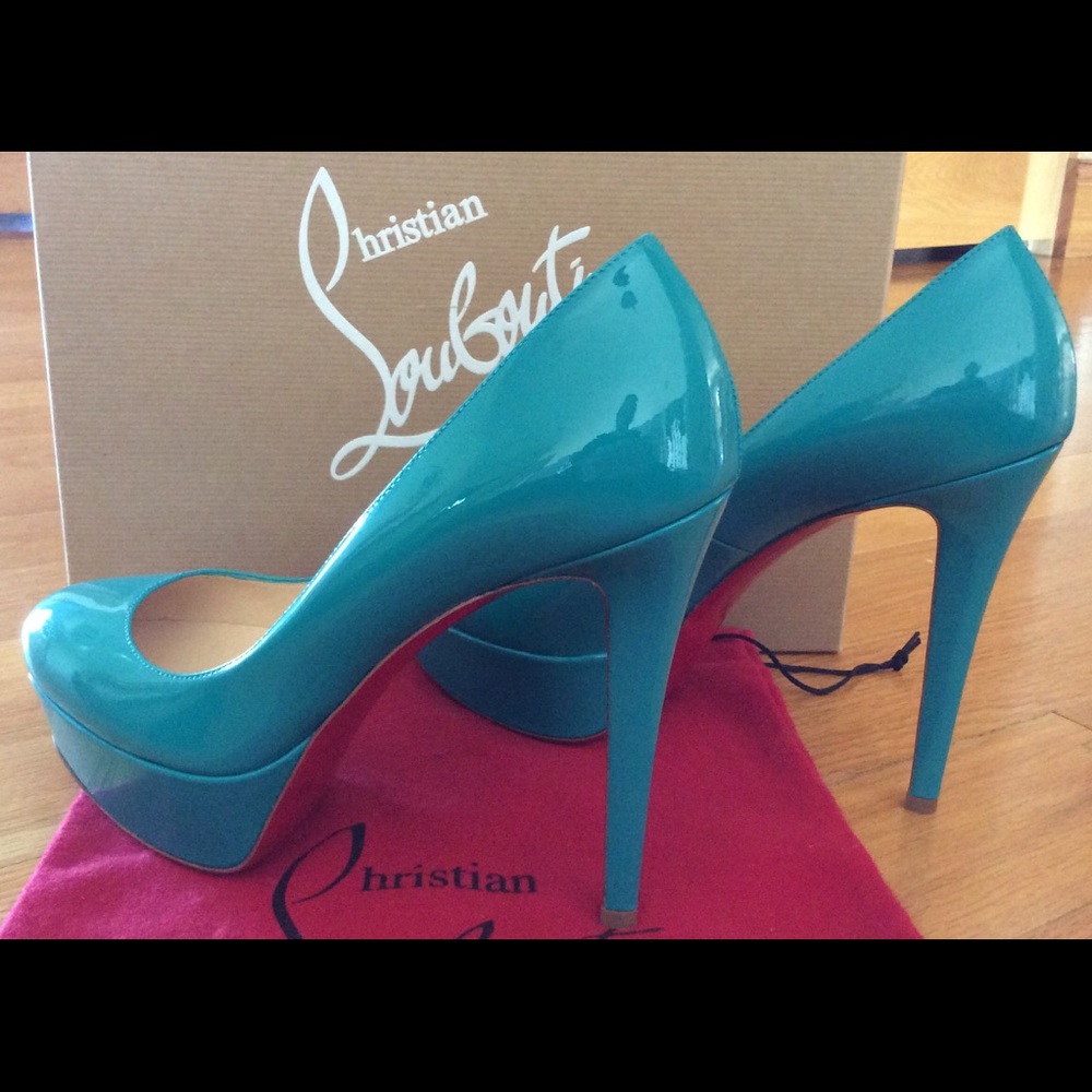 CHRISTIAN LOUBOUTIN Bianca Platform Pumps - Picture 2 of 8